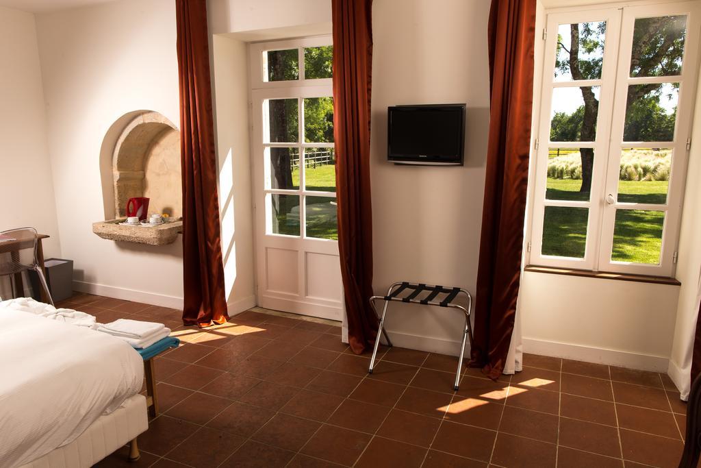 Les Cinq Sens Du Chateau Mayne Lalande Castelnau-de-Médoc Exterior photo